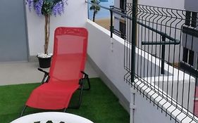 Alcaravaneras Hostel